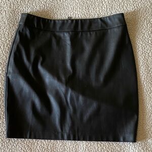 Faux leather mini skirt